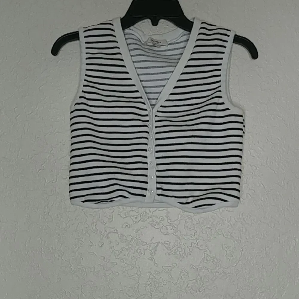 Atelier By Kirious Button Front Vest Size L